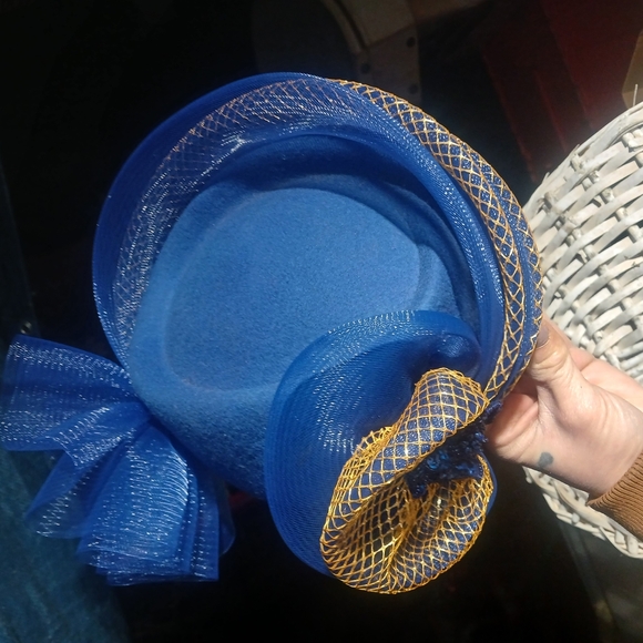 Elegant Blue and Gold Women\'s Fascinator main image 11